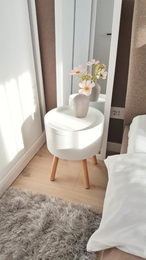 Elias Central Apartment - 2 Bedrooms & Free Parking Oradea Dış mekan fotoğraf